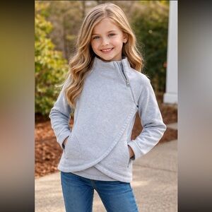 Girls Light purple Fleece size 8/10